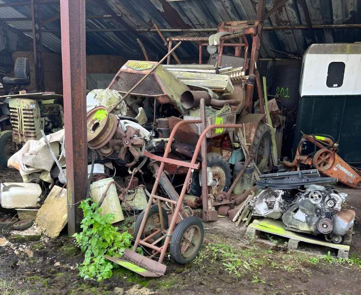 Évacuation d'épaves (hors auto) et d'encombrants